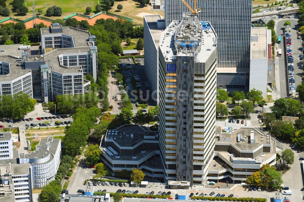 Luftbild Eschborn - Baustelle zum Umbau am Hochhaus- Gebäudekomplexes der Deutsche Bank AG in Eschborn im Bundesland Hessen, Deutschland