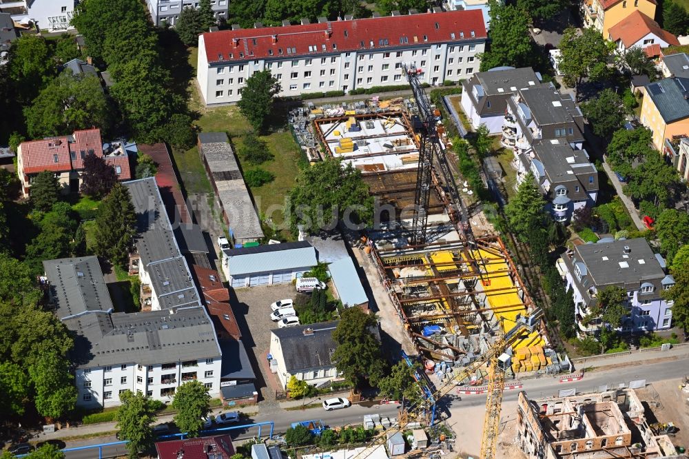 Luftaufnahme Berlin - Baustelle zum Umbau Riviera Gesellschaftshaus an der Regattastraße im Ortsteil Grünau in Berlin, Deutschland