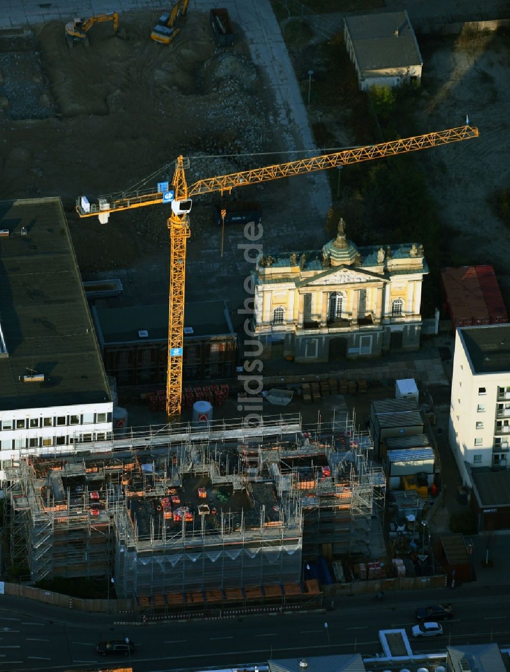 Luftbild Potsdam - Baustelle zum Wiederaufbau der Garnisonkirche Potsdam in Potsdam im Bundesland Brandenburg, Deutschland