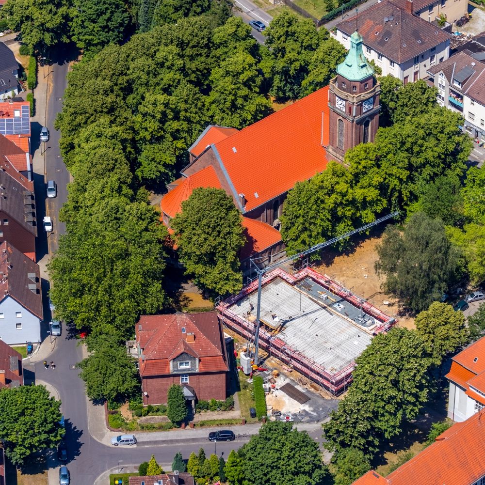 Luftaufnahme Gelsenkirchen - Baustelle zur Errichtung eines KITA- Kindergarten im Ortsteil Hassel in Gelsenkirchen im Bundesland Nordrhein-Westfalen, Deutschland