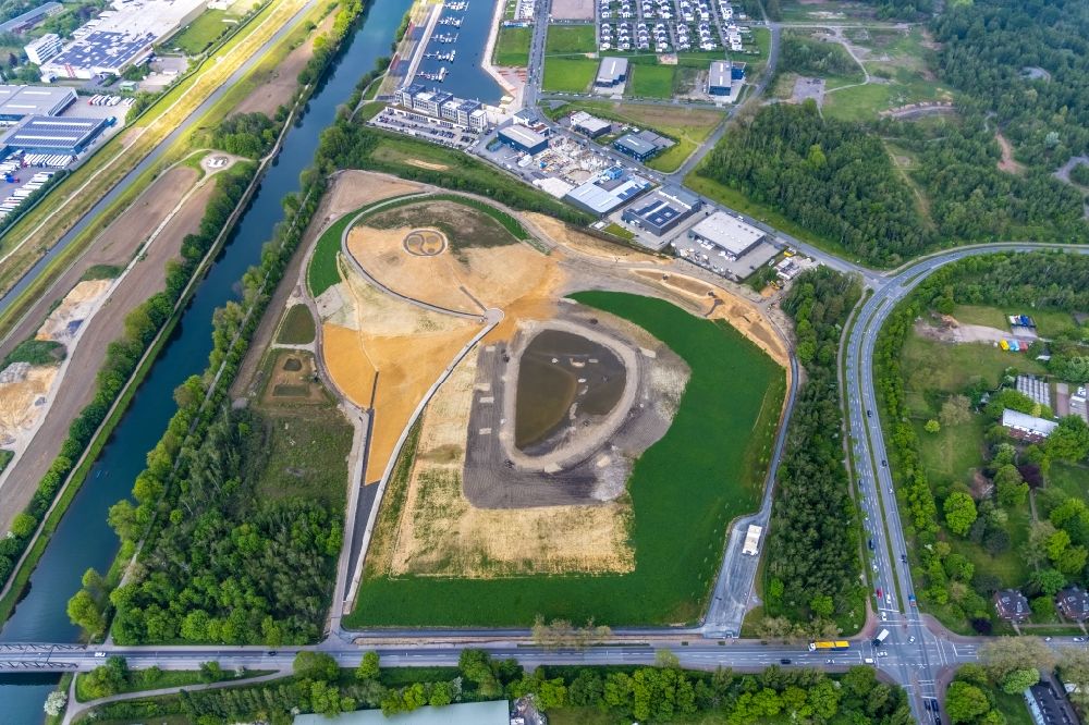 Luftbild Gelsenkirchen - Baustelle zur Errichtung einer neuen Parkanlage in Gelsenkirchen im Bundesland Nordrhein-Westfalen, Deutschland