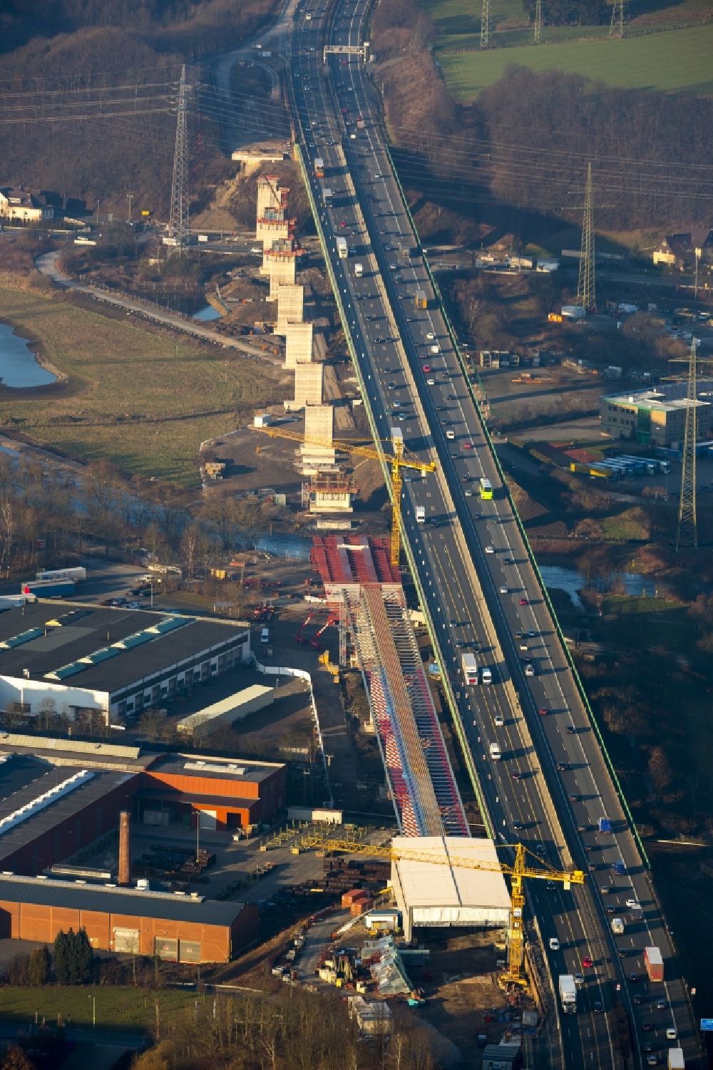 Luftaufnahme Hagen - Baustelle zur Modernisierung der Ruhrbrücke der BAB Bundesautobahn A46 bei Hagen im Bundesland Nordrhein-Westfalen