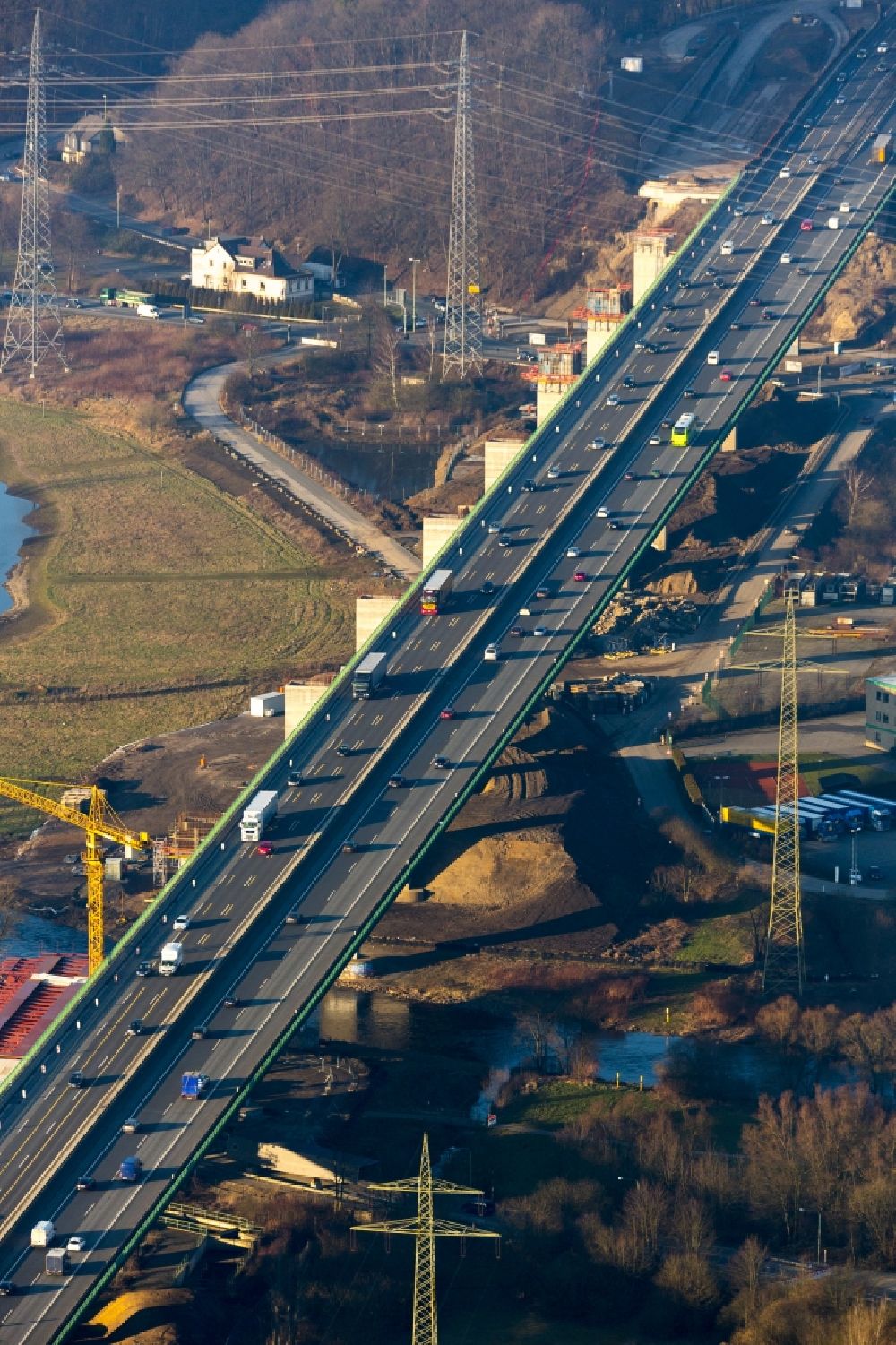 Hagen von oben - Baustelle zur Modernisierung der Ruhrbrücke der BAB Bundesautobahn A46 bei Hagen im Bundesland Nordrhein-Westfalen