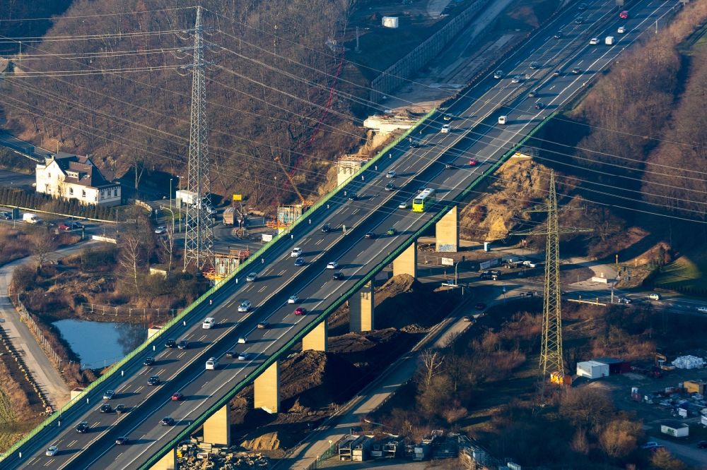 Hagen aus der Vogelperspektive: Baustelle zur Modernisierung der Ruhrbrücke der BAB Bundesautobahn A46 bei Hagen im Bundesland Nordrhein-Westfalen