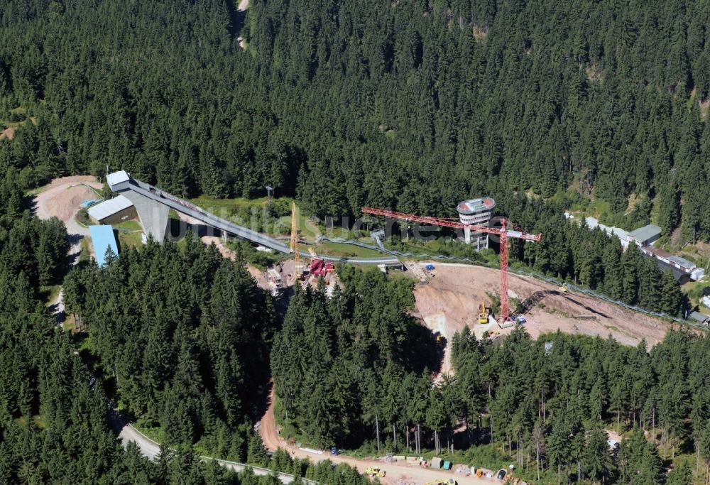 Oberhof von oben - Baustelle zur Modernisierung und zum Umbau der Schanzenanlage - Skisprunganlage im Kanzlersgrund Oberhof in Thüringen