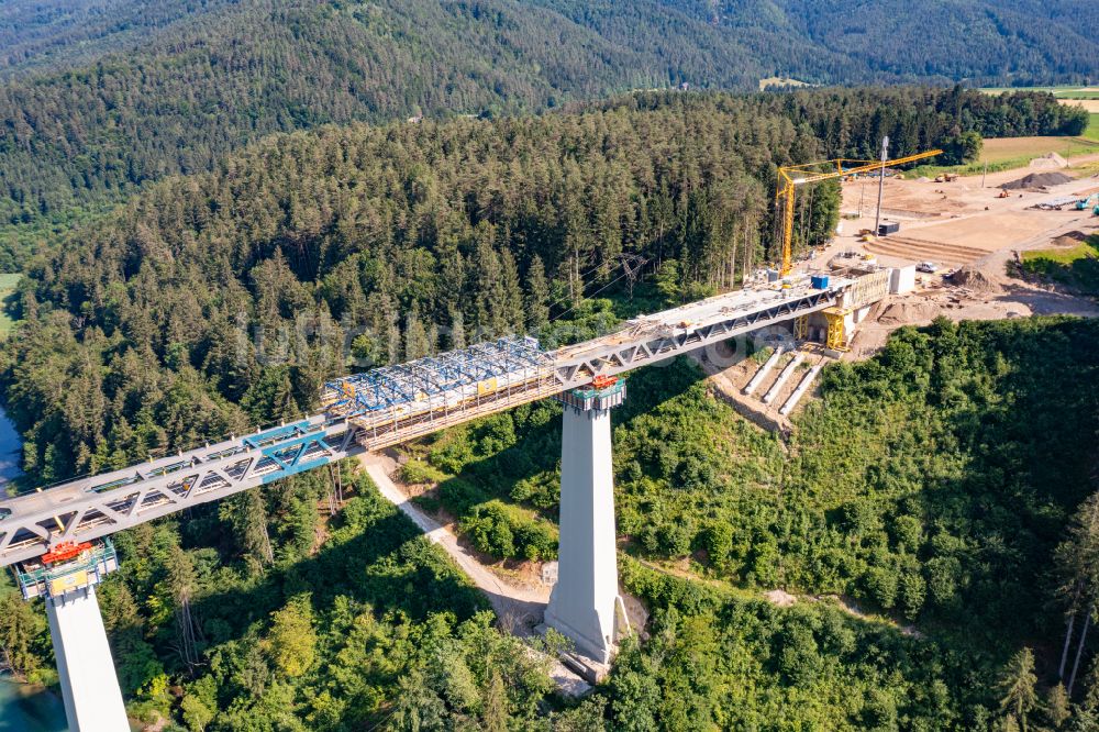 Luftbild Bleiburg - Baustelle zur Sanierung des Bahn- Brückenbauwerk Jauntalbrücke in Bleiburg in Kärnten, Österreich