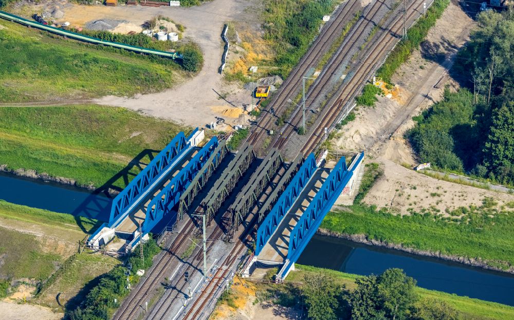 Luftaufnahme Oberhausen - Baustelle zur Sanierung des Bahn- Brückenbauwerk in Oberhausen im Bundesland Nordrhein-Westfalen, Deutschland