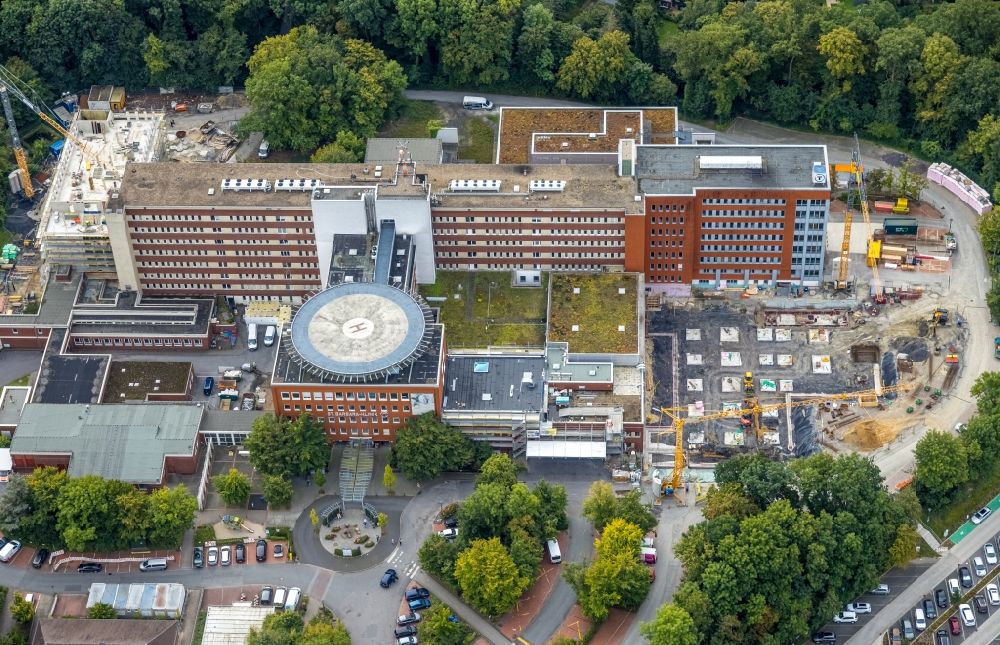 Luftbild Hamm - Baustelle zur Sanierung und Erweiterung des Klinikgelände des Krankenhauses St. Barbara-Klinik Hamm-Heessen GmbH im Ortsteil Heessen in Hamm im Bundesland Nordrhein-Westfalen, Deutschland