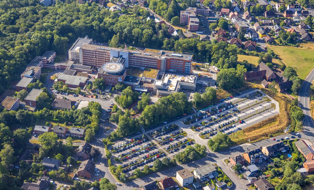 Luftbild Hamm - Baustelle zur Sanierung und Erweiterung des Klinikgelände des Krankenhauses St. Barbara-Klinik Hamm-Heessen GmbH in Hamm im Bundesland Nordrhein-Westfalen, Deutschland