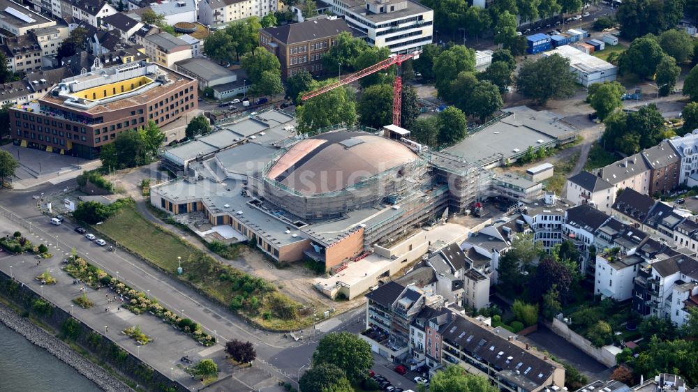 Bonn aus der Vogelperspektive: Baustelle zur Sanierung der Veranstaltungshalle Beethovenhalle Bonn in Bonn im Bundesland Nordrhein-Westfalen, Deutschland