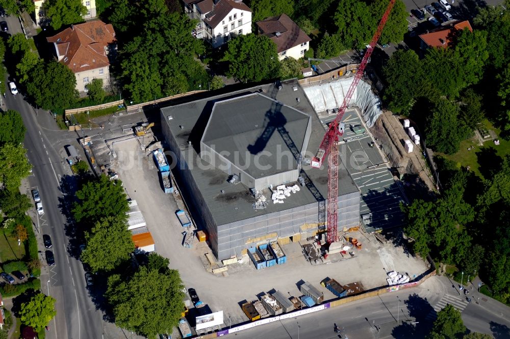 Göttingen von oben - Baustelle zur Sanierung der Veranstaltungshalle Stadthalle in Göttingen im Bundesland Niedersachsen, Deutschland