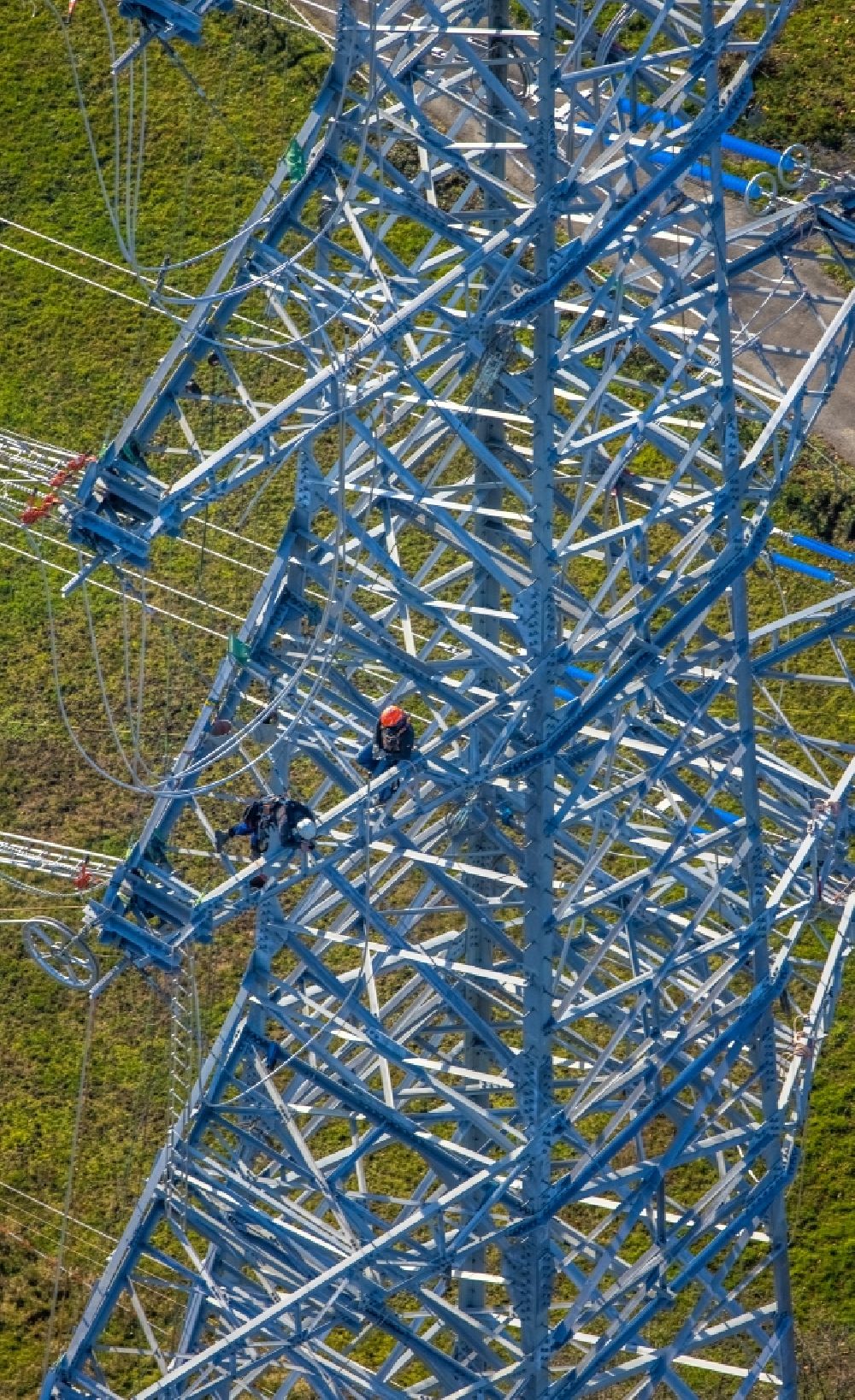 Luftbild Herdecke - Baustelle zur Strommast- Montage im Ortsteil Ende in Herdecke im Bundesland Nordrhein-Westfalen, Deutschland