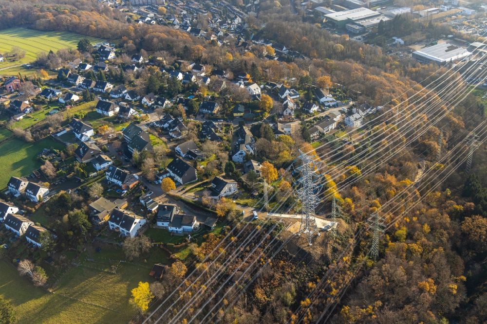 Luftaufnahme Herdecke - Baustelle zur Strommast- Montage im Ortsteil Ende in Herdecke im Bundesland Nordrhein-Westfalen, Deutschland