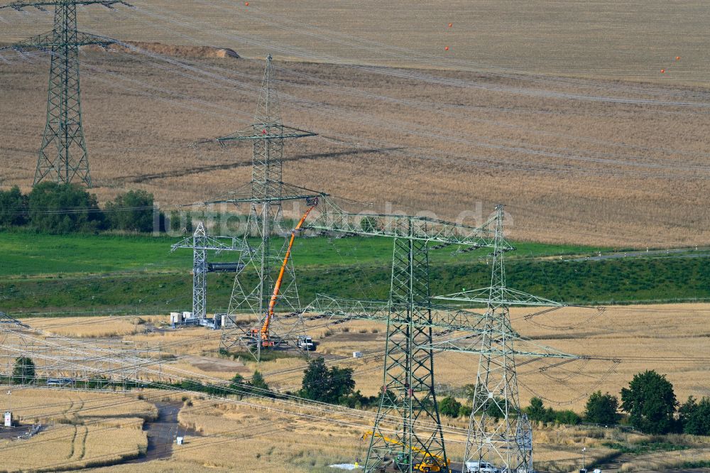 Schwanebeck von oben - Baustelle zur Strommast- Montage in Schwanebeck im Bundesland Brandenburg, Deutschland