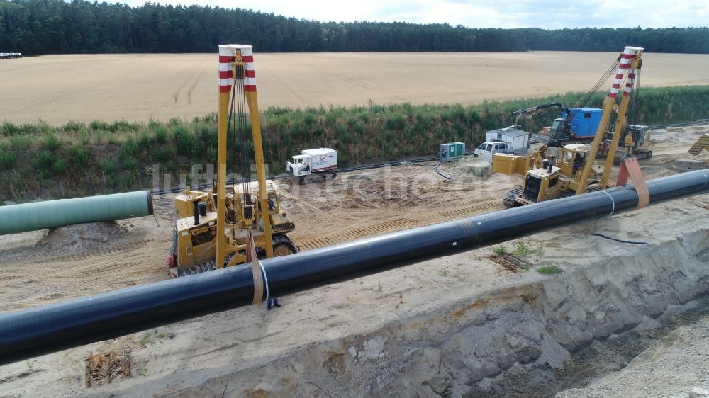 Luftaufnahme Anklam - Baustelle zur Verlegung von Leitungs- Rohren der Erdgaspipeline Eugal in Anklam im Bundesland Mecklenburg-Vorpommern, Deutschland