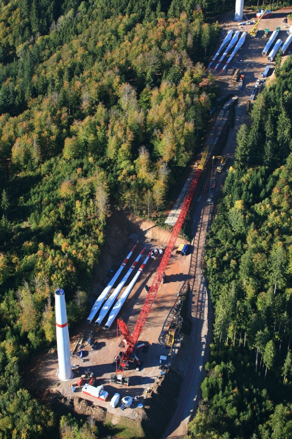 Luftbild Hasel - Baustelle zur Windrad- Montage im Windpark Hasel im Bundesland Baden-Württemberg, Deutschland