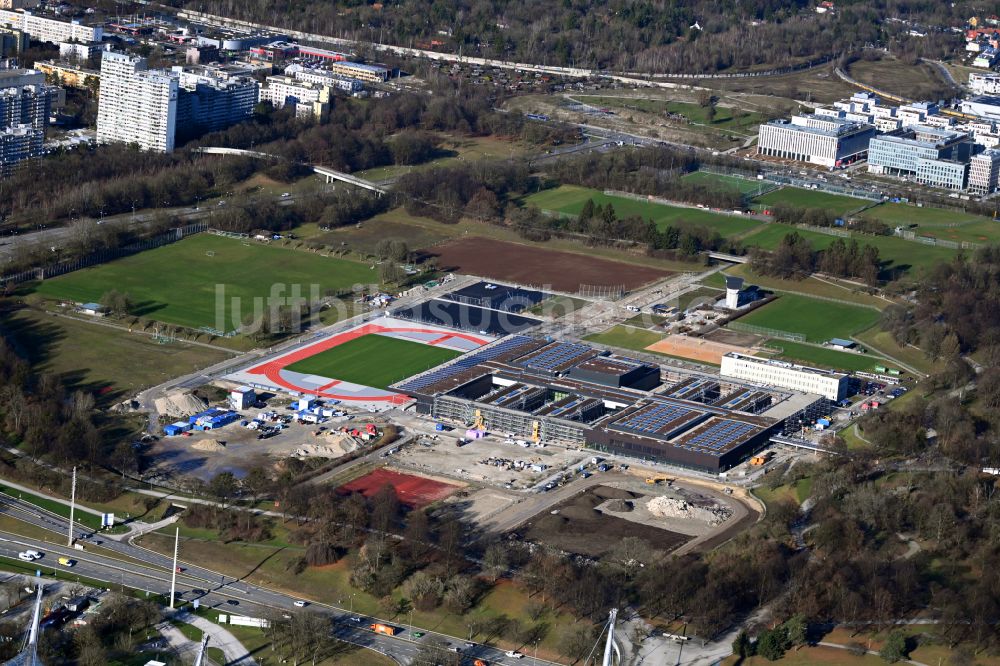 Luftaufnahme München - Baustelle zurv Sanierung des Sporthallenkomplex Zentraler Hochschulsport (ZHS) in München im Bundesland Bayern, Deutschland