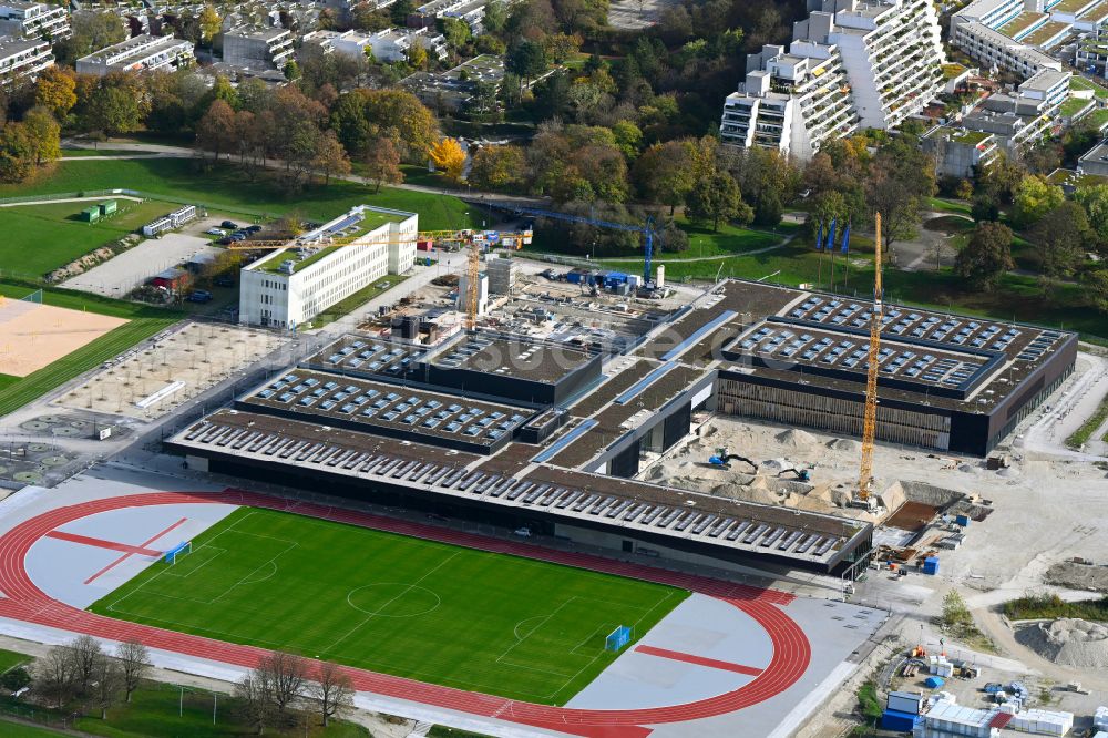 Luftbild München - Baustelle zurv Sanierung des Sporthallenkomplex Zentraler Hochschulsport (ZHS) in München im Bundesland Bayern, Deutschland
