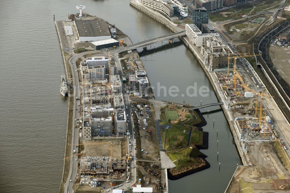 Luftbild Hamburg - Baustellen für Wohn- und Geschäftshäuser Baakenhafen an der Baakenallee in Hamburg, Deutschland