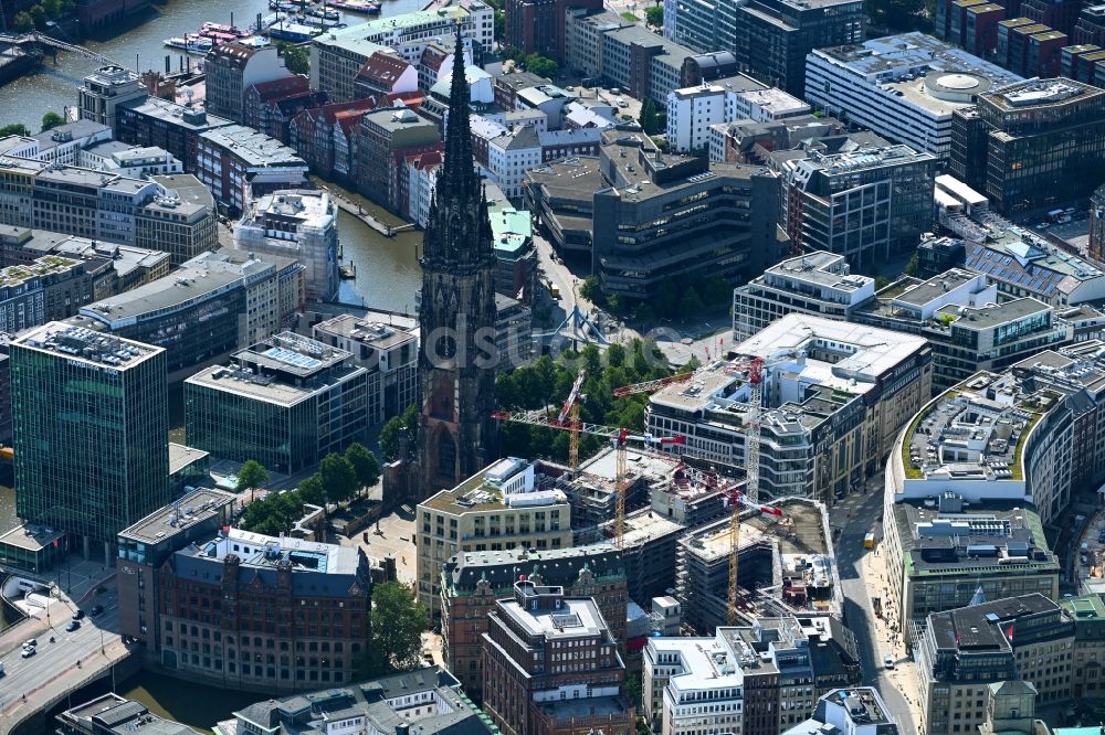 Hamburg aus der Vogelperspektive: Baustellen zum Neubau eines Stadtquartiers BURSTAH in Hamburg, Deutschland