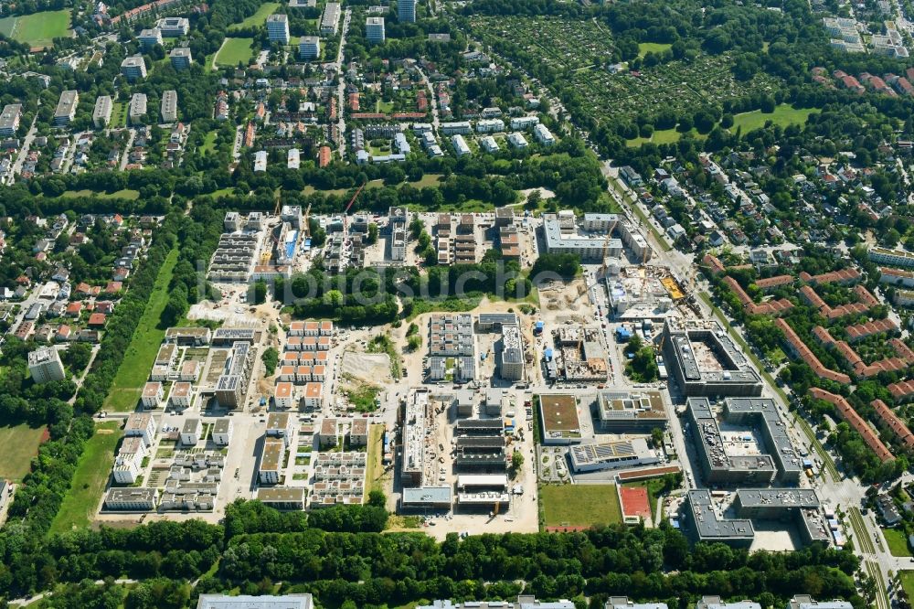 Luftbild München - Baustellen zum Neubau eines Stadtquartiers Prinz Eugen Park im Ortsteil Bogenhausen in München im Bundesland Bayern, Deutschland