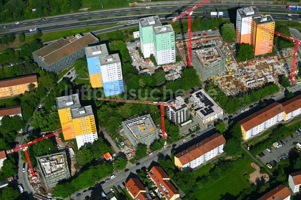 Erlangen aus der Vogelperspektive: Baustellen zum Neubau eines Stadtquartiers Quartier Isarring in Erlangen im Bundesland Bayern, Deutschland