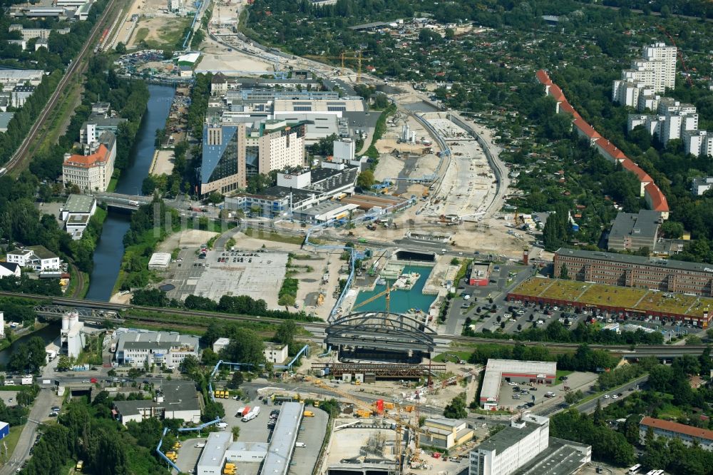 Berlin von oben - Baustellen zum Neubau der Verlängerung der Stadtautobahn A100 in Berlin Neukölln