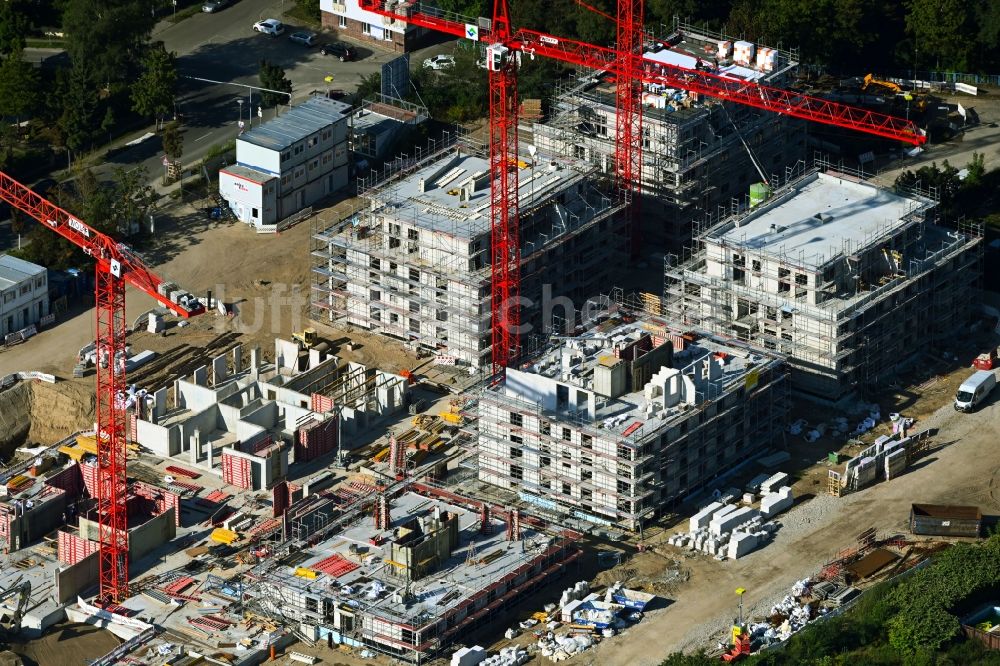 Luftaufnahme Berlin - Baustellen zum Neubau- Wohngebiet einer Einfamilienhaus- Siedlung in Berlin, Deutschland