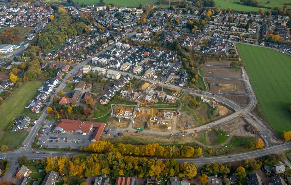 Luftaufnahme Bottrop - Baustellen zum Neubau- Wohngebiet einer Einfamilienhaus- Siedlung in Bottrop im Bundesland Nordrhein-Westfalen