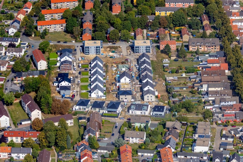 Luftaufnahme Hamm - Baustellen zum Neubau- Wohngebiet einer Einfamilienhaus- Siedlung entlang der Erich-Polkaehn-Straße in Hamm im Bundesland Nordrhein-Westfalen, Deutschland
