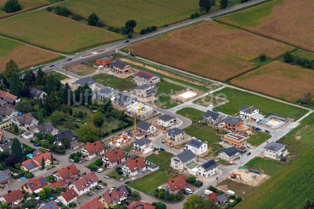 Orschweier von oben - Baustellen zum Neubau- Wohngebiet einer Einfamilienhaus- Siedlung in Orschweier im Bundesland Baden-Württemberg, Deutschland