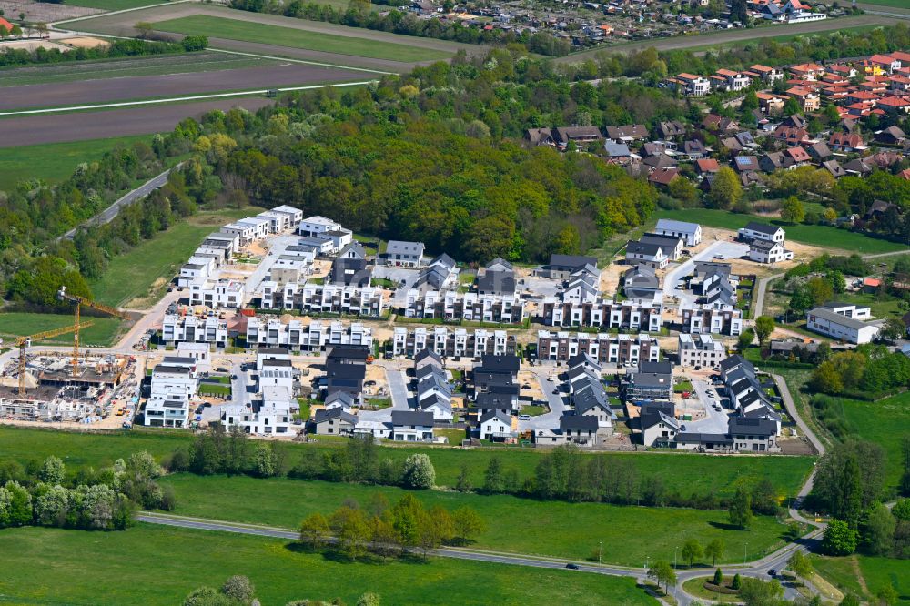 Wolfsburg von oben - Baustellen zum Neubau- Wohngebiet einer Einfamilienhaus- Siedlung Wiesengarten in Wolfsburg im Bundesland Niedersachsen, Deutschland