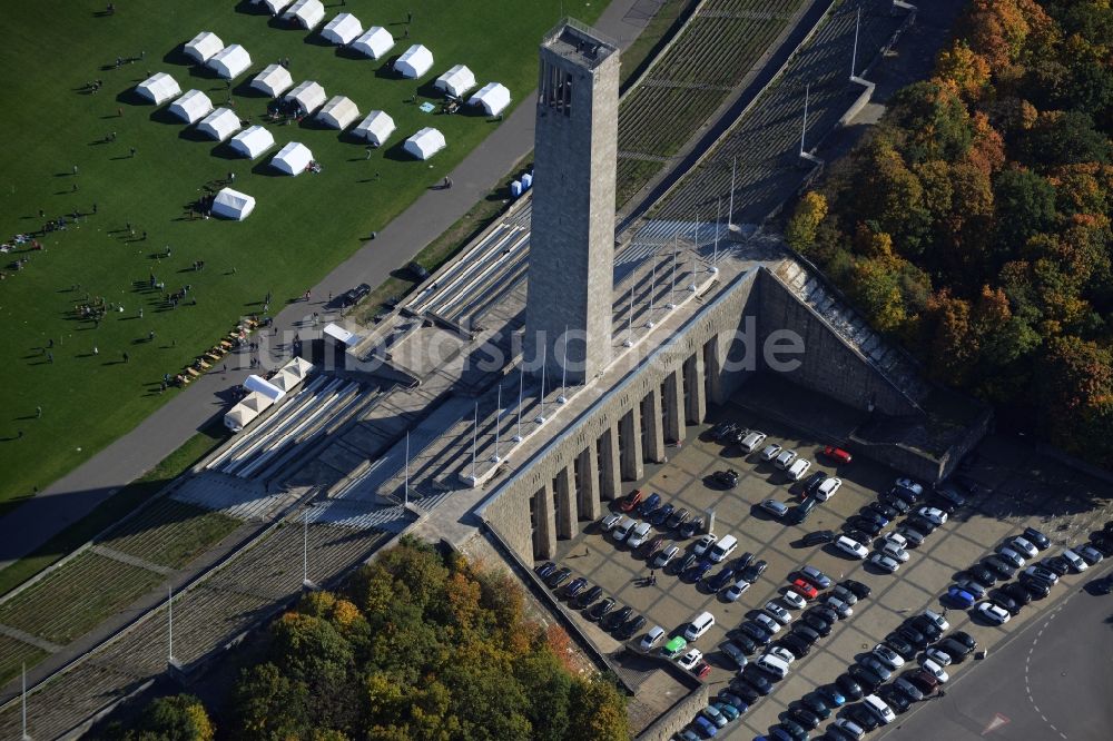 Berlin aus der Vogelperspektive: Bauwerk des Aussichtsturmes Glockenturm in Berlin