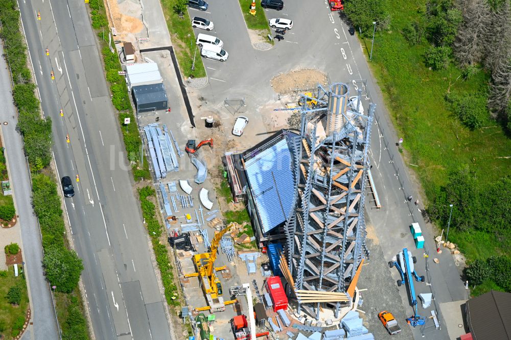 Luftaufnahme Torfhaus - Bauwerk des Aussichtsturmes der Harzturm GmbH in Torfhaus im Bundesland Niedersachsen, Deutschland