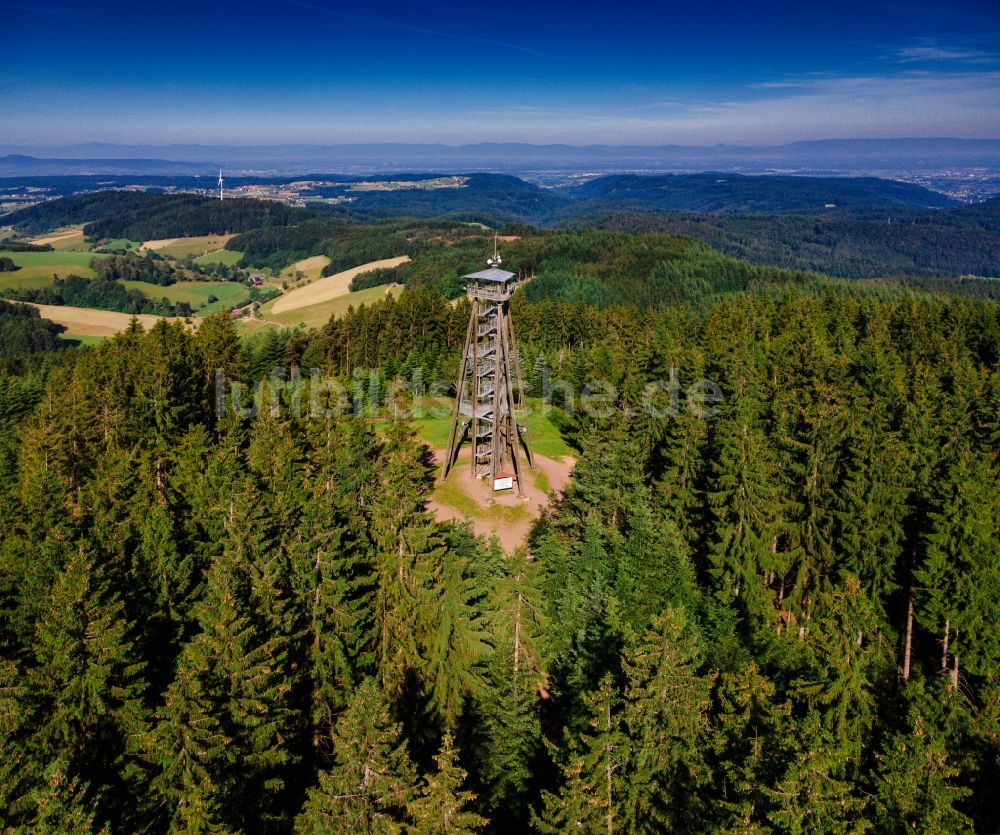 Luftaufnahme Freiamt - Bauwerk des Aussichtsturmes am Hünersedel in Freiamt im Bundesland Baden-Württemberg, Deutschland