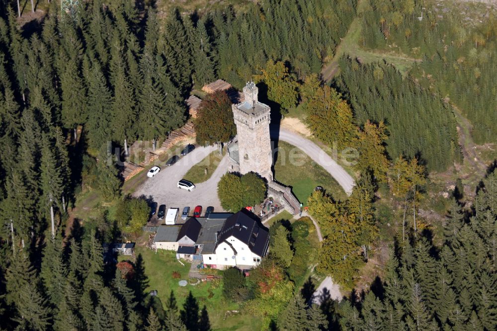 Elgersburg von oben - Bauwerk des Aussichtsturmes Hohe Warte in Elgersburg im Bundesland Thüringen, Deutschland