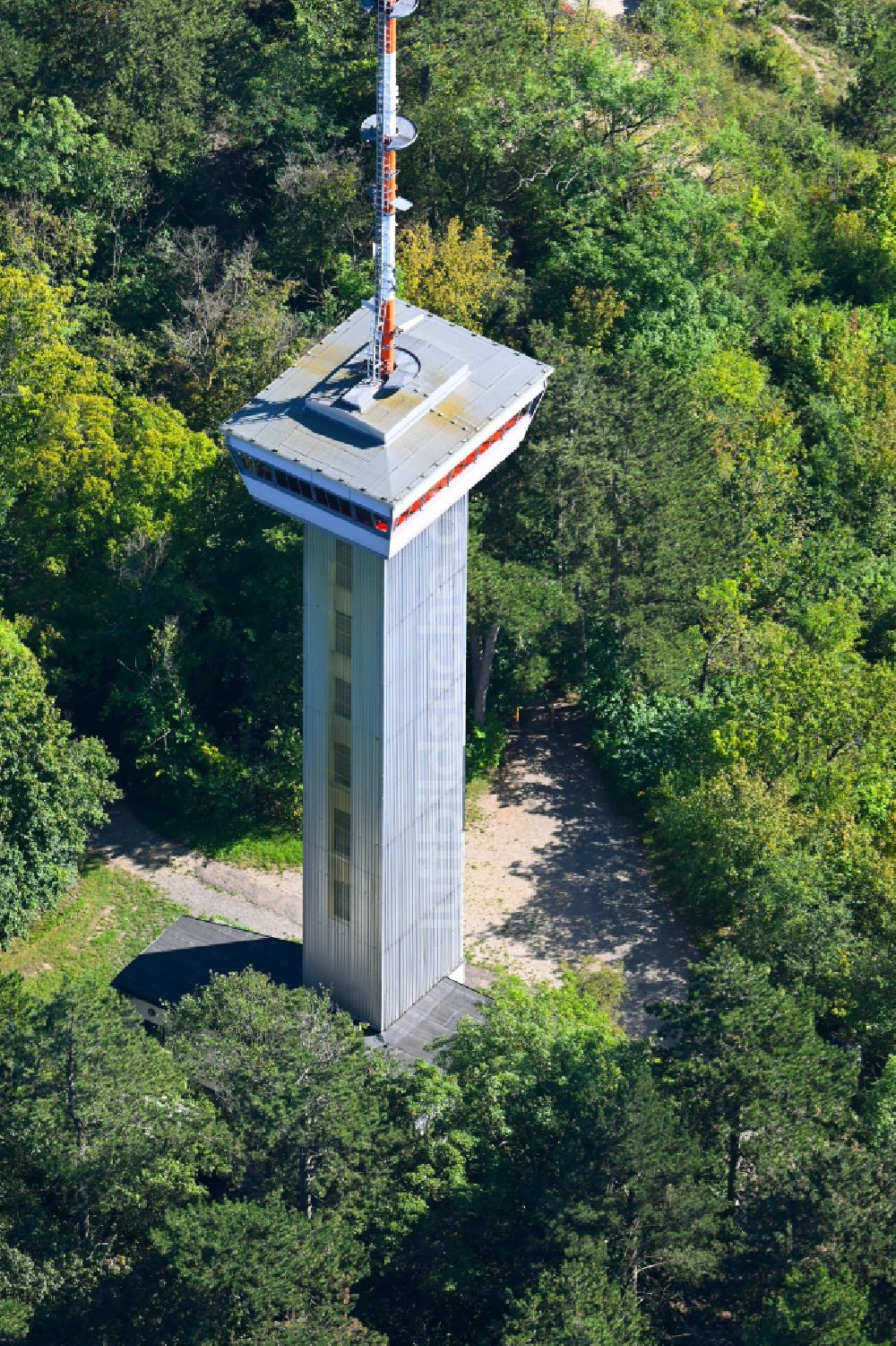 Luftaufnahme Jena - Bauwerk des Aussichtsturmes Landgrafen in Jena im Bundesland Thüringen, Deutschland
