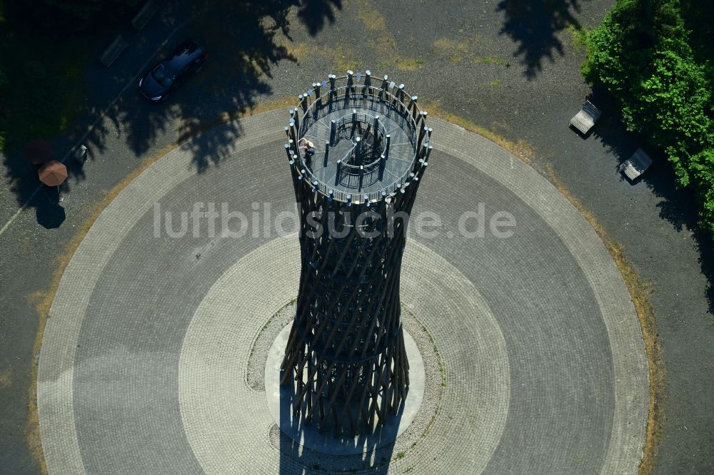 Luftaufnahme Meschede - Bauwerk des Aussichtsturmes Lörmecke-Turm am Plackweg in Meschede im Bundesland Nordrhein-Westfalen, Deutschland
