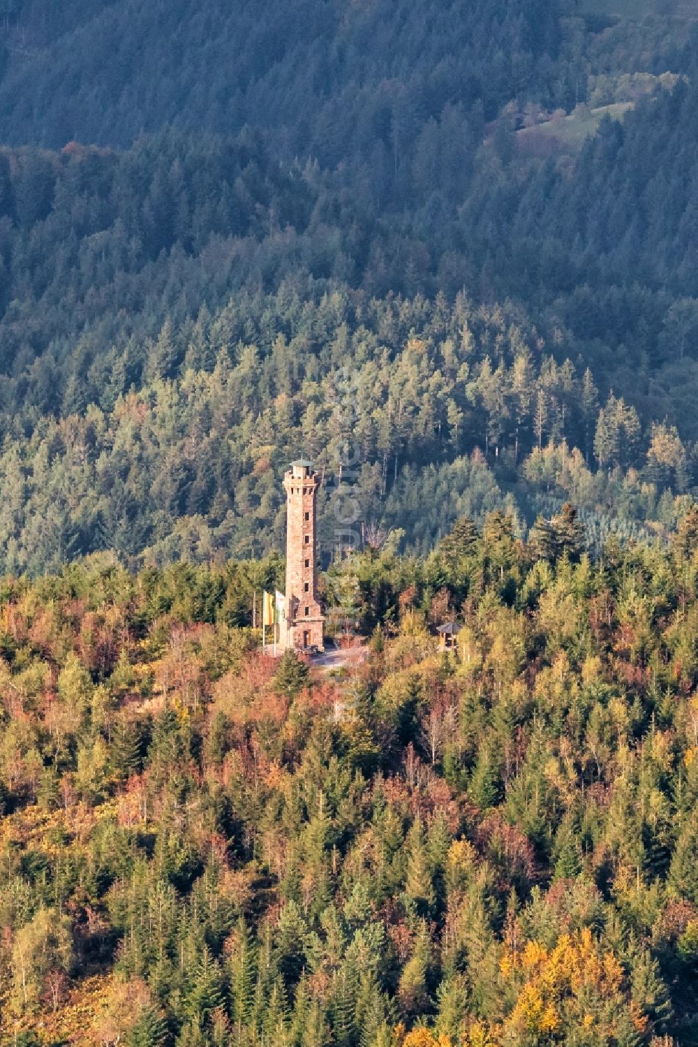 Luftbild Nordrach - Bauwerk des Aussichtsturmes Moosturm in Nordrach im Bundesland Baden-Württemberg, Deutschland
