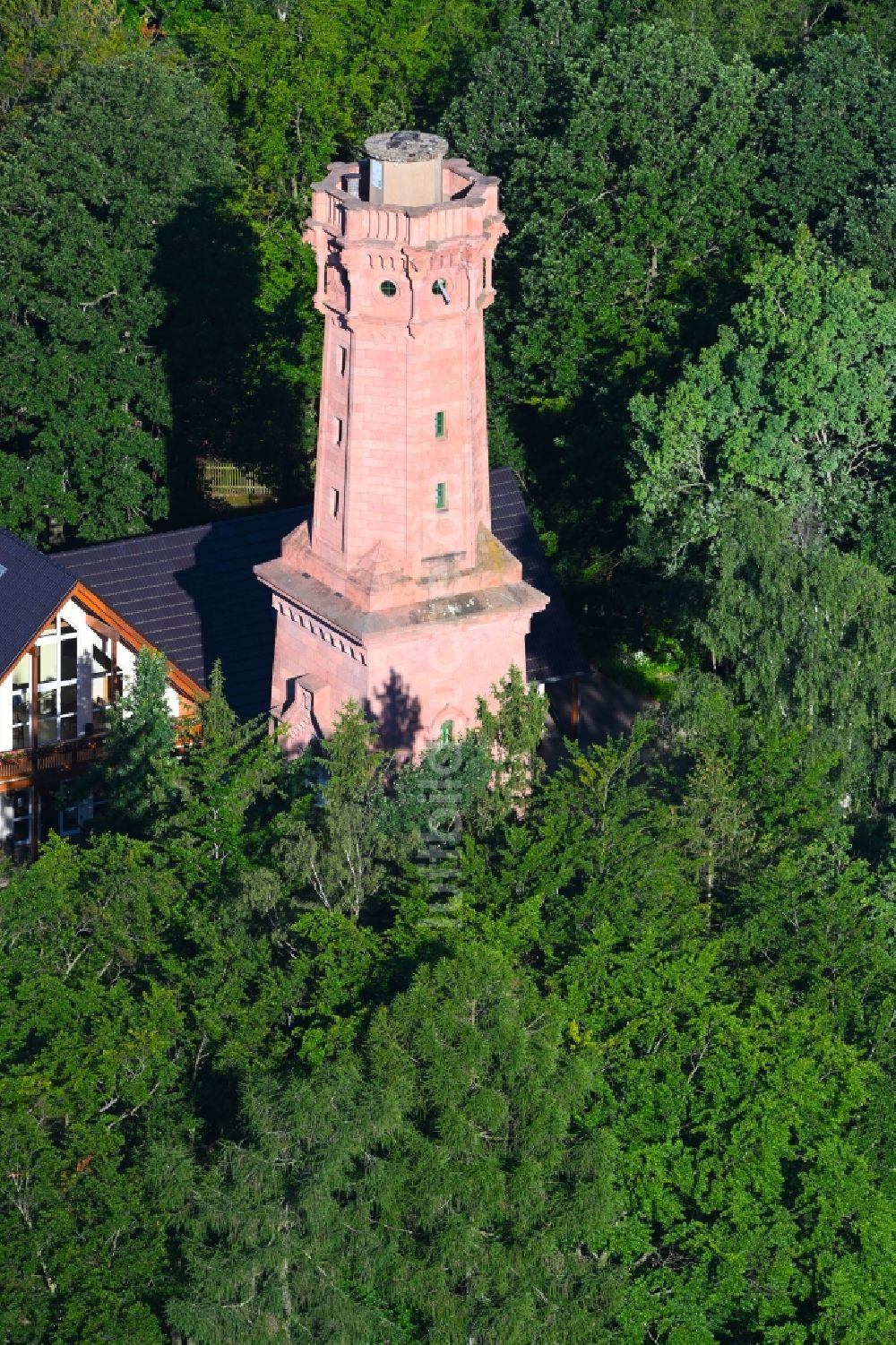 Nosswitz aus der Vogelperspektive: Bauwerk des Aussichtsturmes Türmerhaus in Nosswitz im Bundesland Sachsen, Deutschland