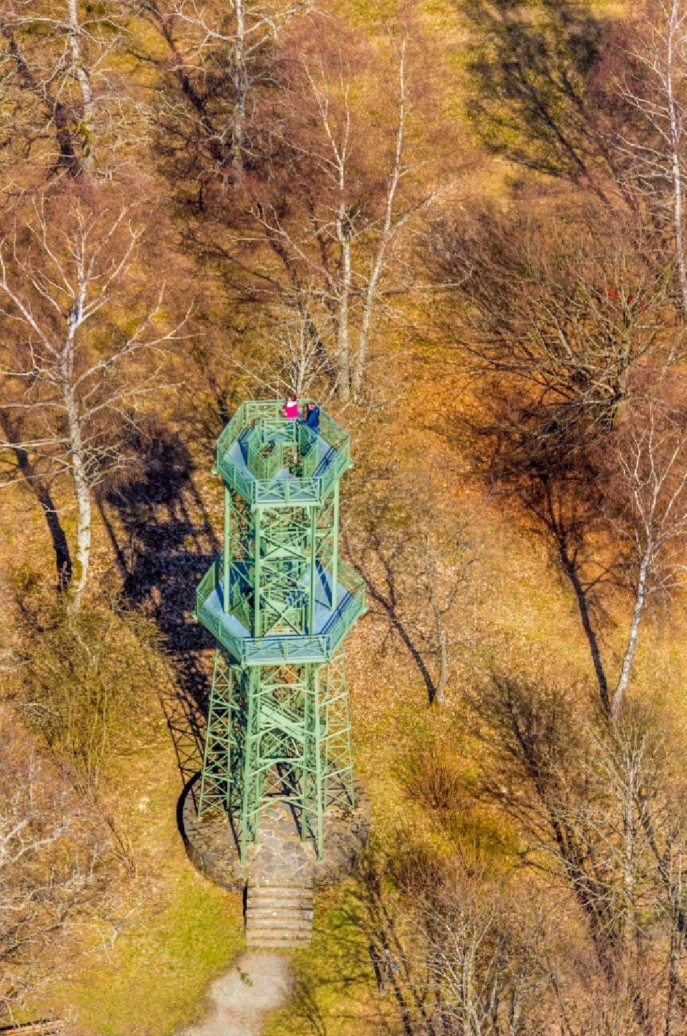 Luftaufnahme Schmallenberg - Bauwerk des Aussichtsturmes Wilzenbergturm in Schmallenberg im Bundesland Nordrhein-Westfalen, Deutschland
