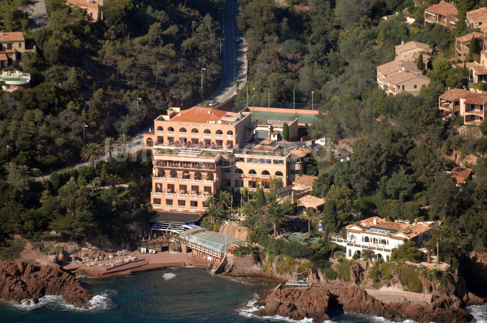 Luftaufnahme Miramar - Beach Hotel in Miramar an der Cote d'Azur in Frankreich