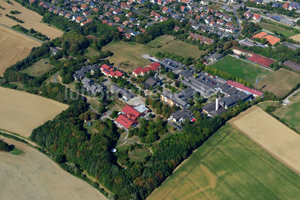 Eisingen aus der Vogelperspektive: Behinderteneinrichtung der St. Josefs-Stift in Eisingen im Bundesland Bayern, Deutschland