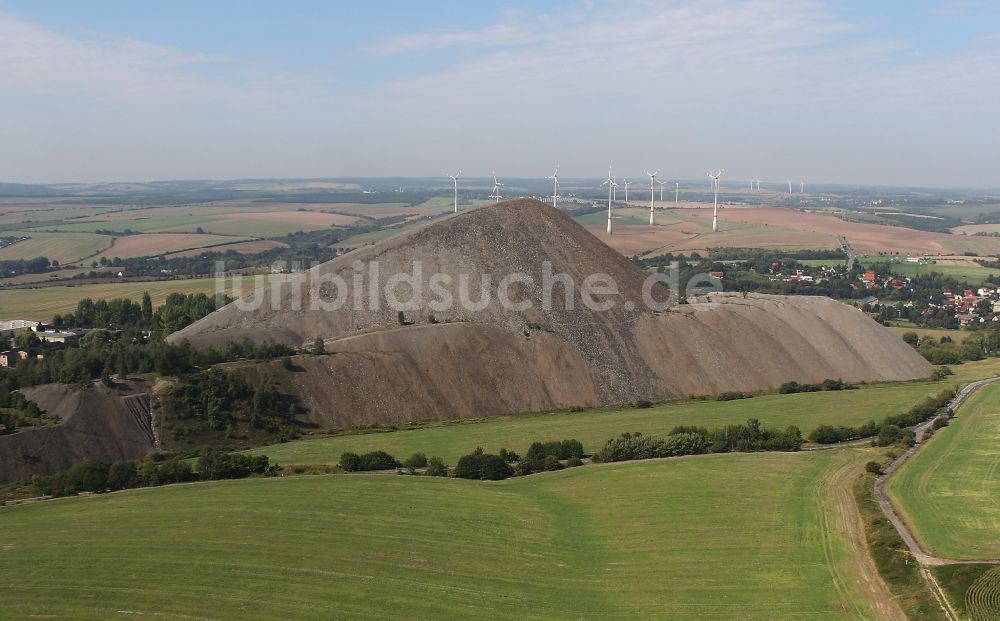 Luftaufnahme Volkstedt - Bergbau- Abraumhalde des ehemaligen Kupfer - Bergbaus in Volkstedt im Bundesland Sachsen-Anhalt, Deutschland