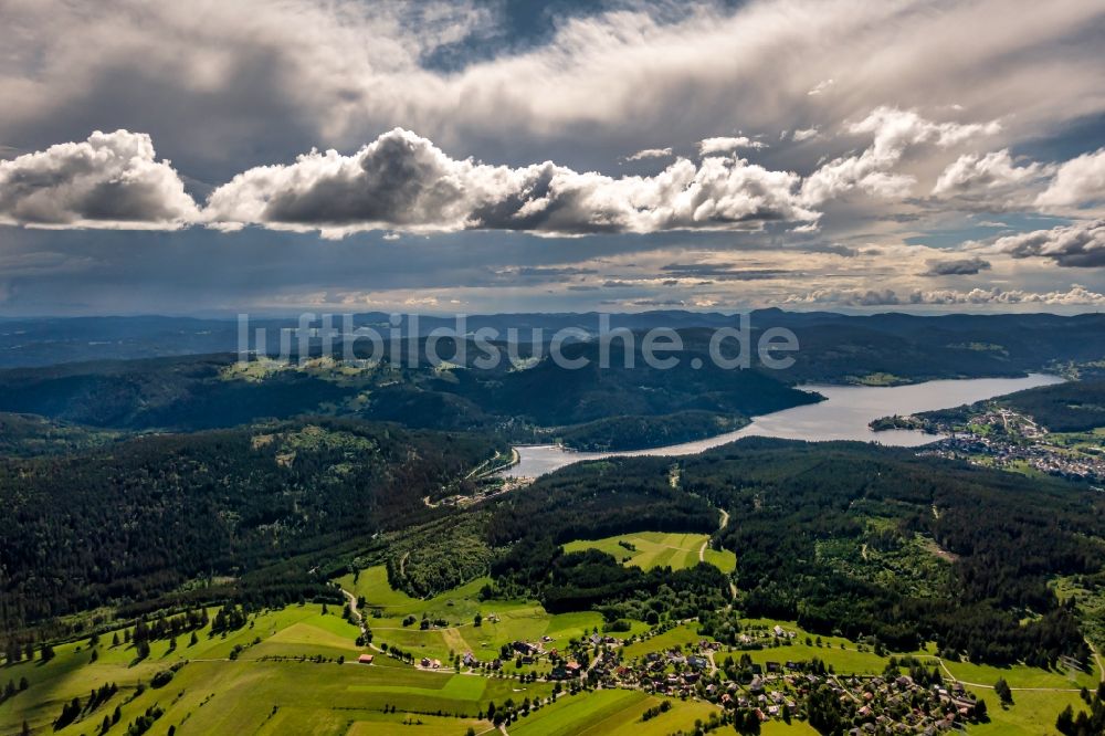 Luftaufnahme Schluchsee - Berglandschaft in Schluchsee im Schwarzwald im Bundesland Baden-Württemberg, Deutschland