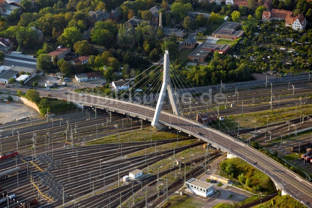 Luftbild Halle (Saale) - Berliner Brücke in Halle (Saale) im Bundesland Sachsen-Anhalt