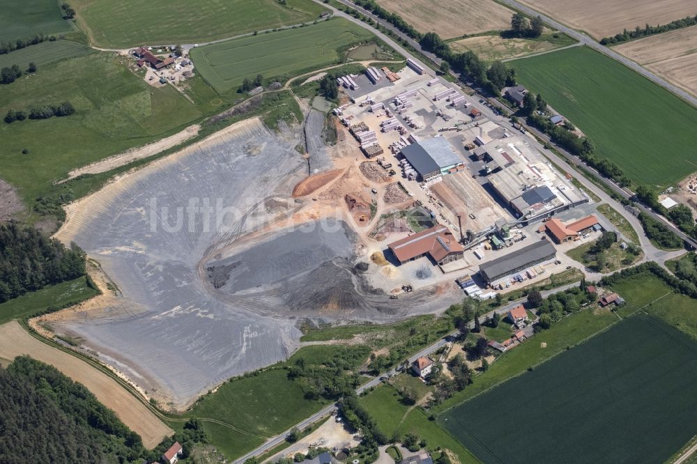 Luftaufnahme Vilseck - Beton- und Baustoffmischwerk in Vilseck im Bundesland Bayern, Deutschland