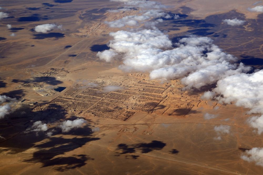 Luftbild Ma'an - Betriebsgelände des Bergbauunternehmen JPMC in der Landschaft der Arabischen Wüste bei Ma'an in Ma'an Governorate, Jordanien