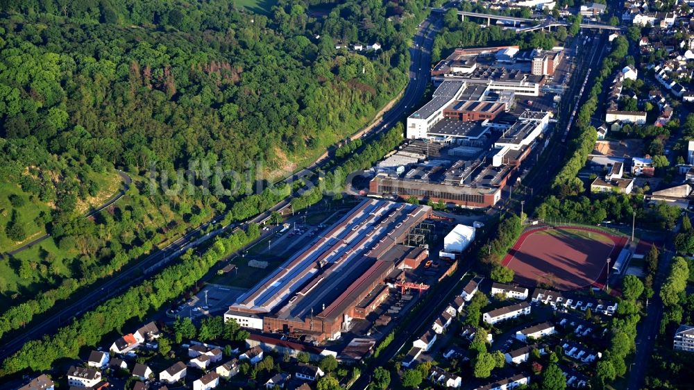 Königswinter von oben - Betriebsgelände der Maxion Wheels Werke GmbH in Königswinter im Bundesland Nordrhein-Westfalen, Deutschland