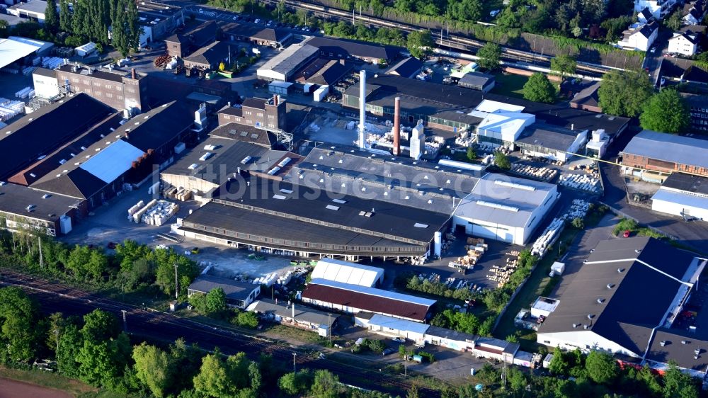 Königswinter von oben - Betriebsgelände der RHI Magnesita Didier-Werke in Königswinter im Bundesland Nordrhein-Westfalen, Deutschland
